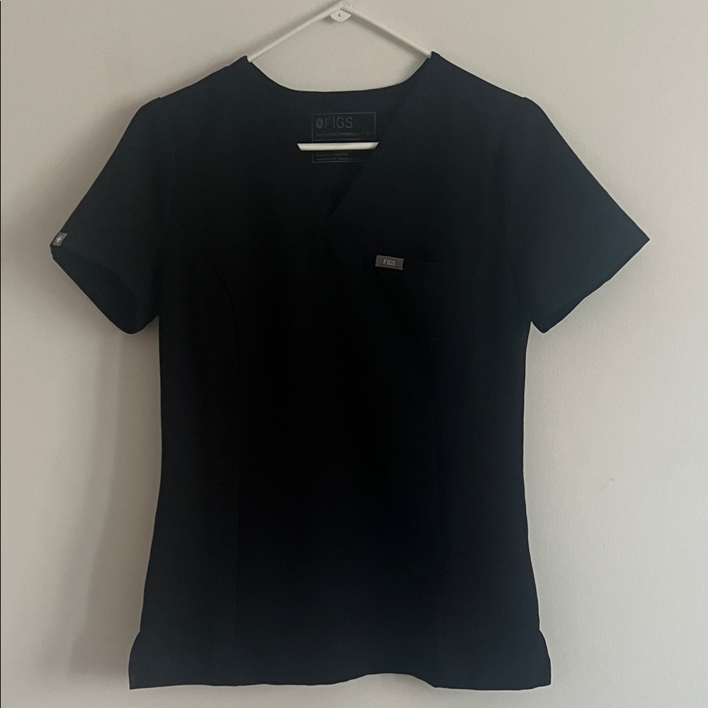 Figs Black Scrub Top and Pants Set